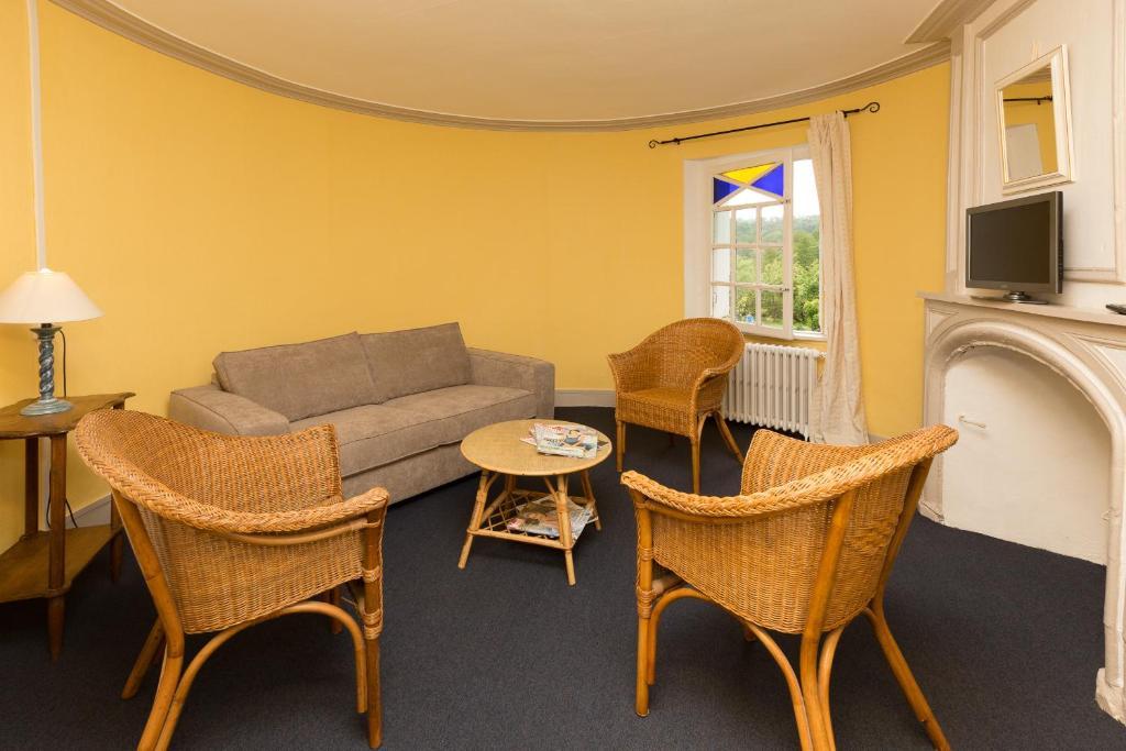 Arques-la-Bataille Auberge Du Manoir D'Archelles الغرفة الصورة